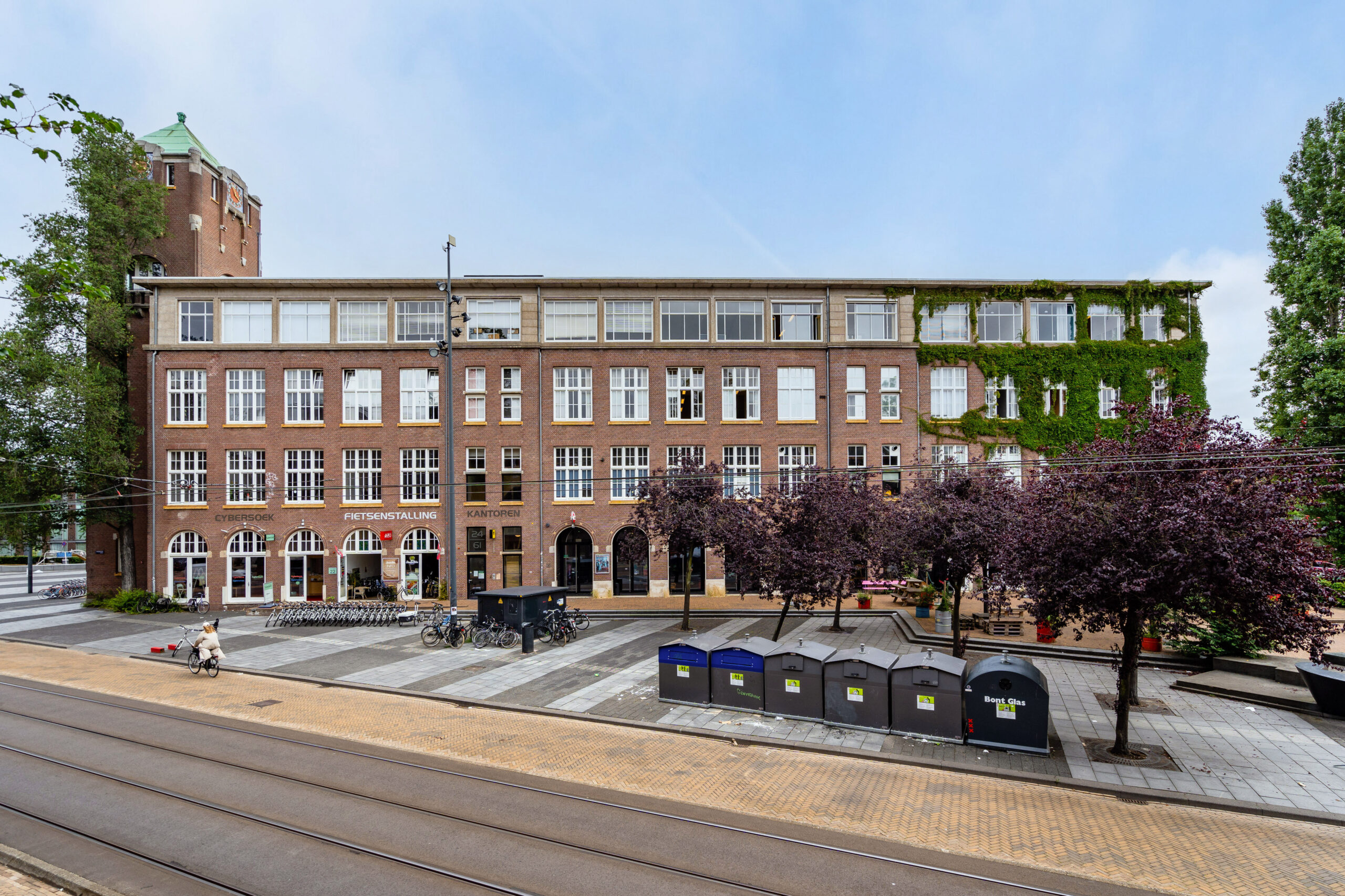 Yvastgoed verkoopt Timorschool Amsterdam