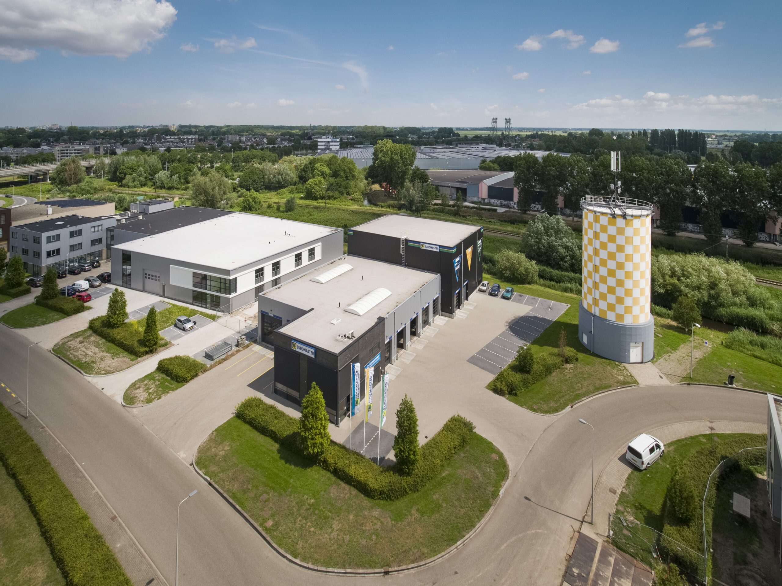 Edmond de Rothschild REIM (EDR) sells the Tankval 9 industrial building in Alphen aan den Rijn