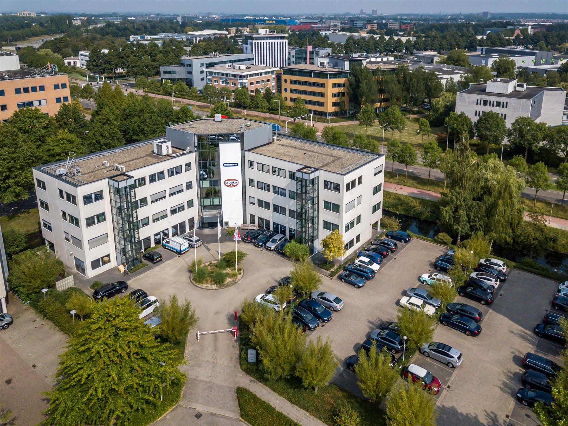 M7 Real Estate Ltd sells office building – Hardwareweg 6-12 in Amersfoort to the municipality of Amersfoort